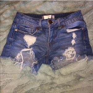 No Boundaries shorts